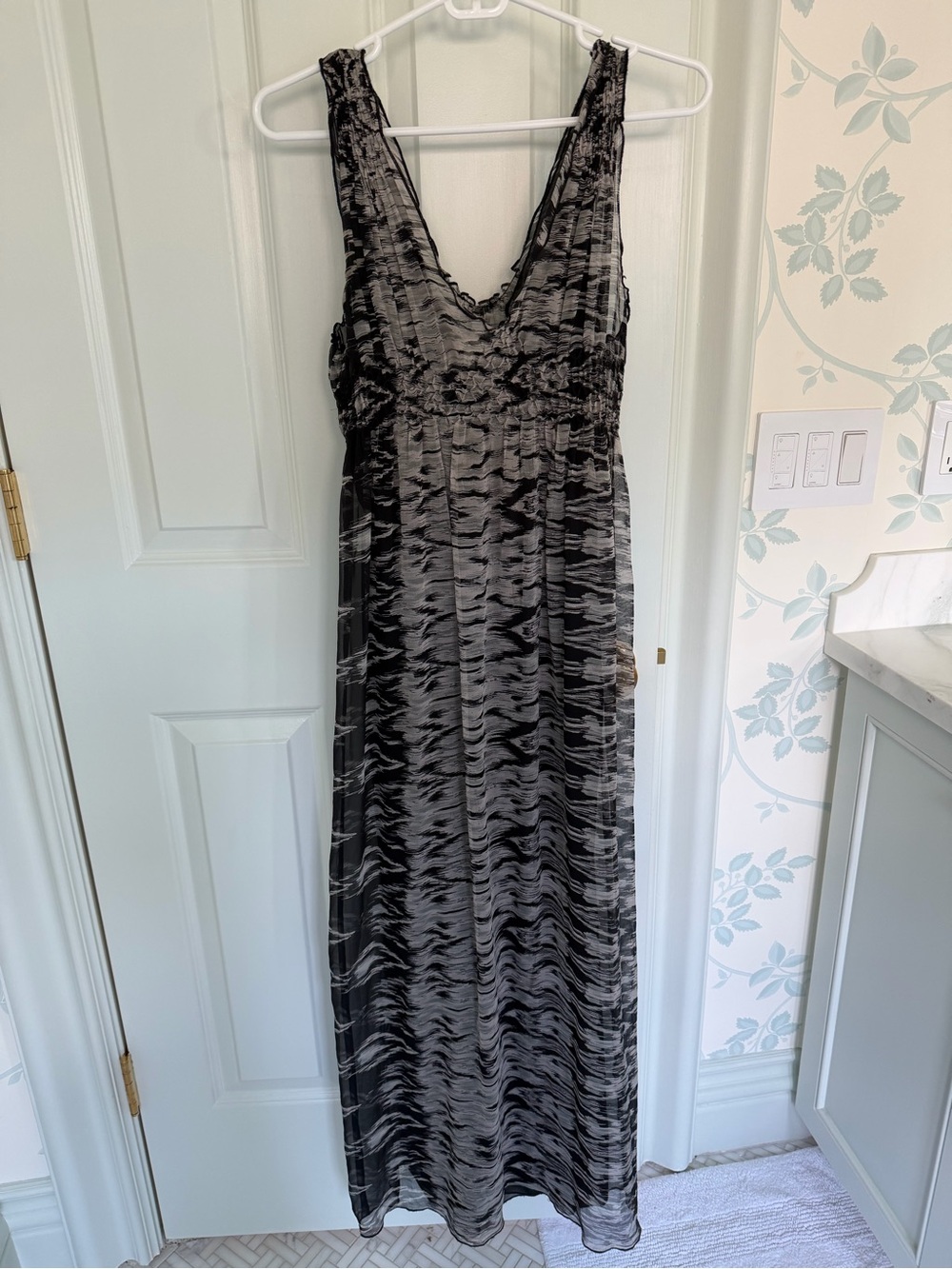 Joie Black and Gray Sleeveless V-Neck Maxi Dress